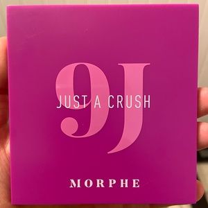Morphe 9J Just a Crush palette